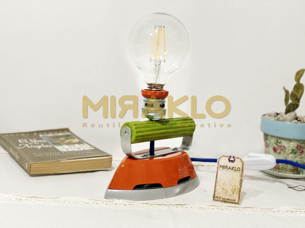 Luz Plancha de mesa, naranja y verde