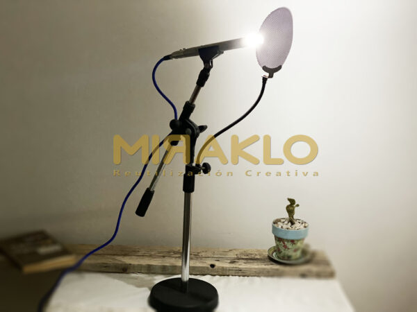 Luz led, micrófono de mesa o piso con antipop - Imagen 2